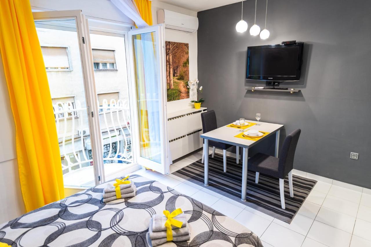 Black & Yellow Centrally Located Studio 诺威萨 外观 照片